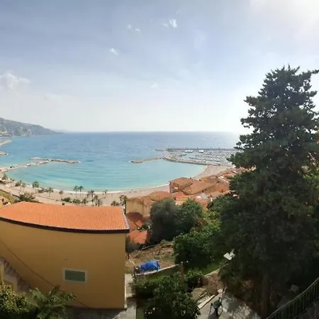 Apartment Lumineux Avec Parking Proche Monaco, Nice, Et Gare *