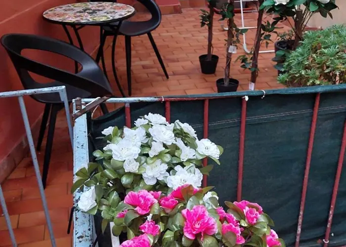 Lumineux Avec Parking Proche Monaco, Nice, Et Gare