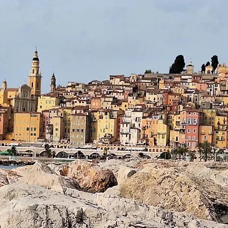 Apartment Lumineux Avec Parking Proche Monaco, Nice, Et Gare Menton