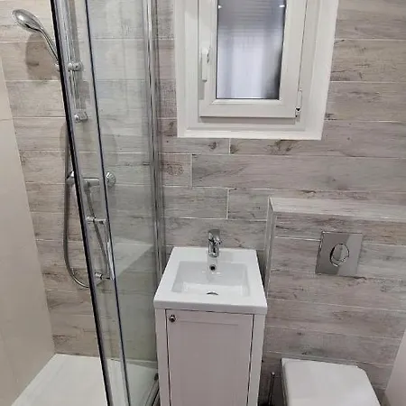 Lumineux Avec Parking Proche Monaco, Nice, Et Gare Appartement *